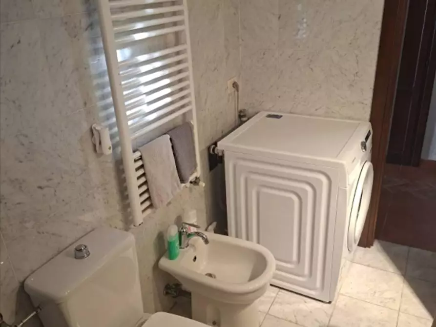 Immagine 25 di Casa indipendente in vendita  a Massa