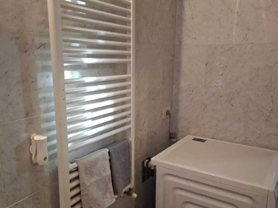 Immagine 24 di Casa indipendente in vendita  a Massa