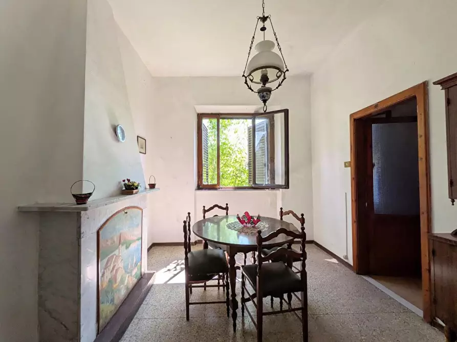 Immagine 6 di Casa bifamiliare in vendita  a Barga