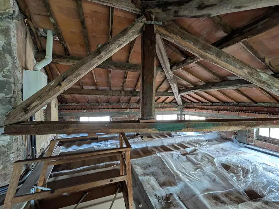 Immagine 23 di Casa bifamiliare in vendita  a Barga