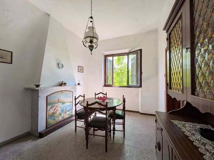 Immagine 8 di Casa bifamiliare in vendita  a Barga