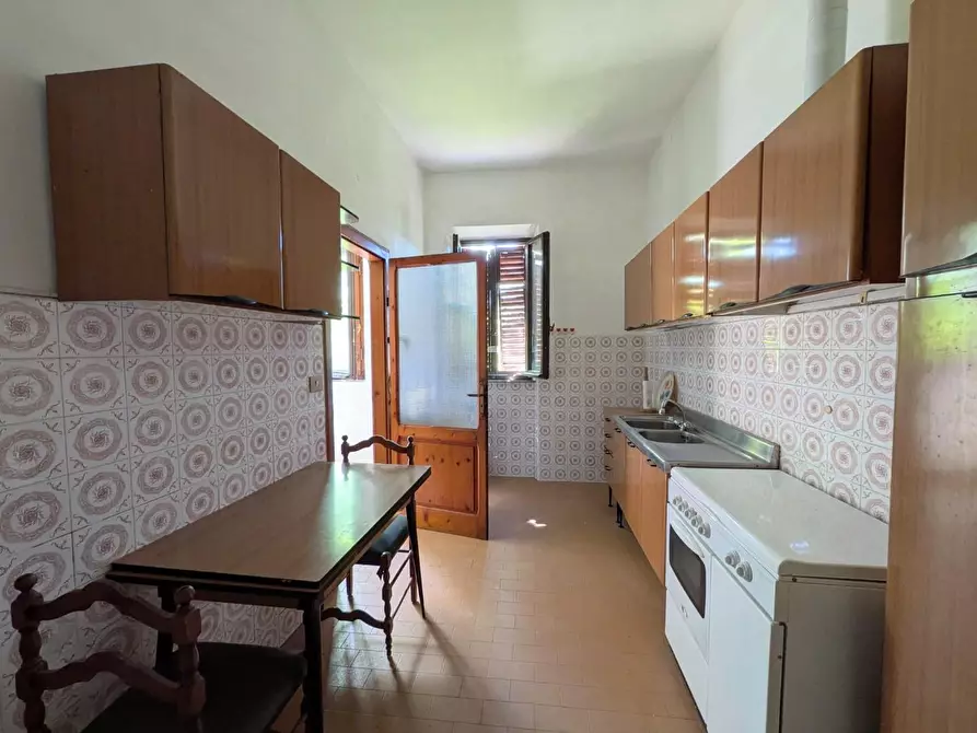 Immagine 4 di Casa bifamiliare in vendita  a Barga