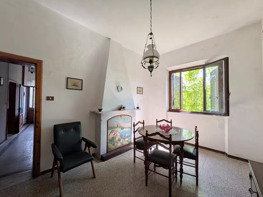 Immagine 9 di Casa bifamiliare in vendita  a Barga