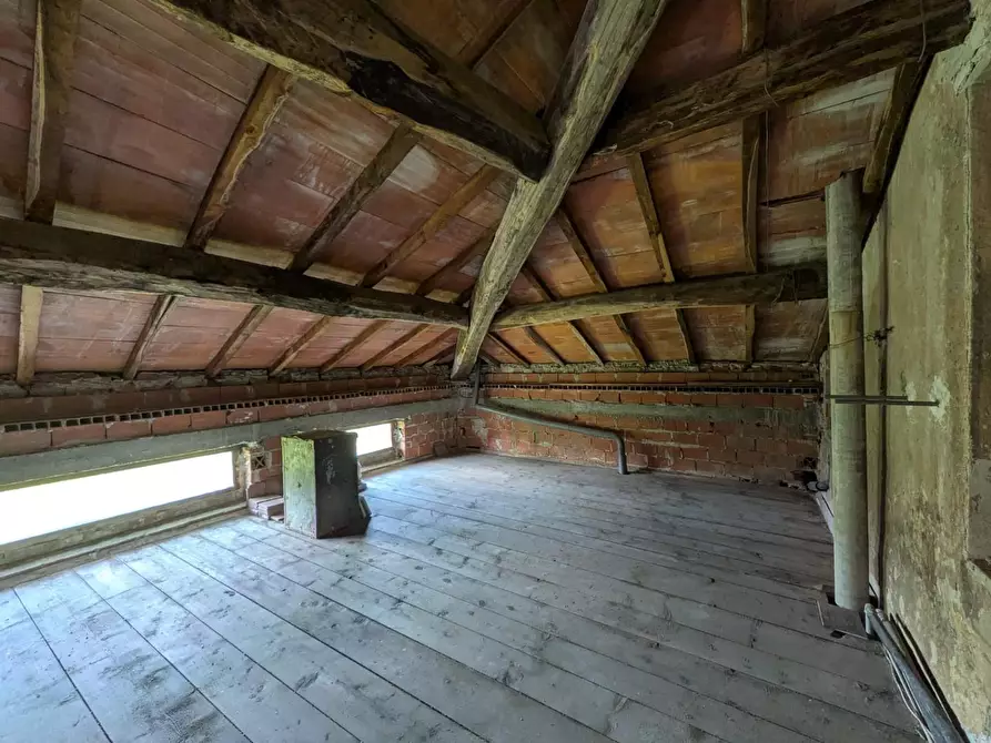 Immagine 21 di Casa bifamiliare in vendita  a Barga