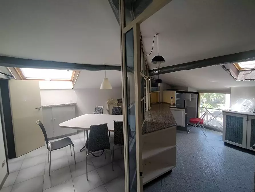 Immagine 5 di Mansarda in vendita  a Massa