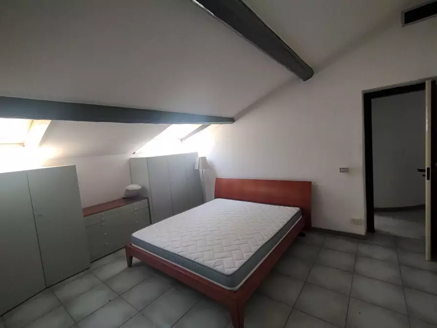 Immagine 15 di Mansarda in vendita  a Massa