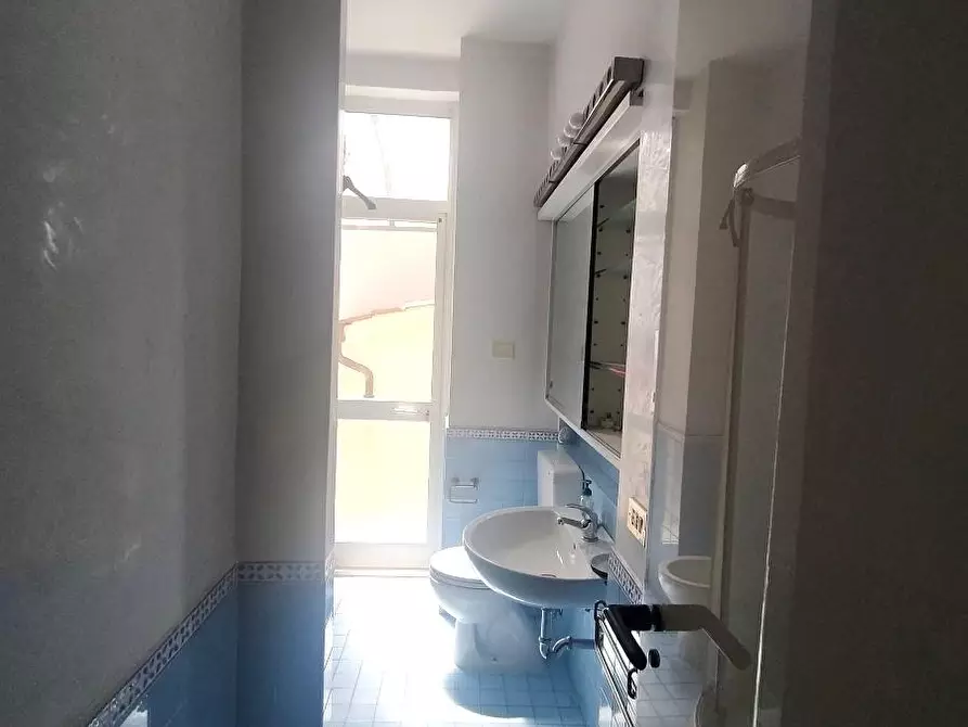 Immagine 23 di Mansarda in vendita  a Massa