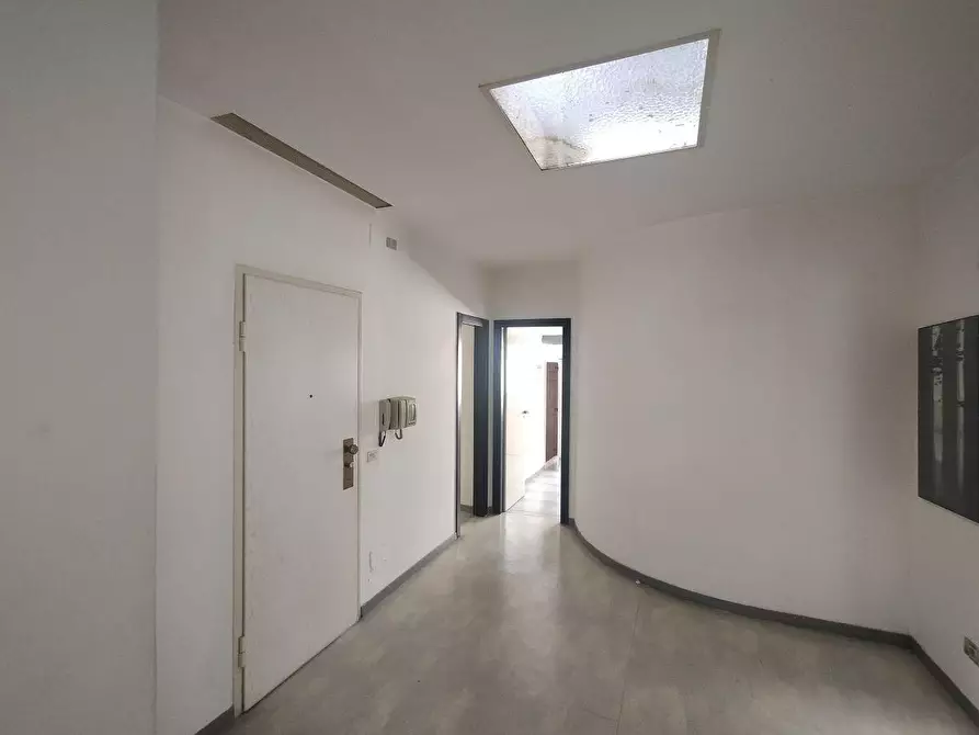 Immagine 19 di Mansarda in vendita  a Massa