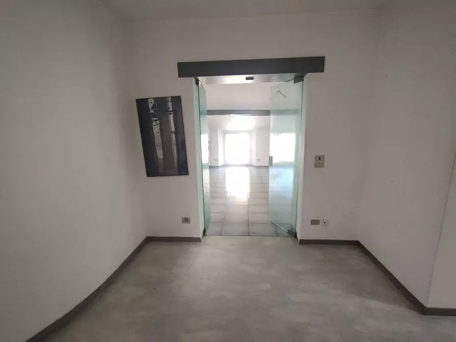 Immagine 4 di Mansarda in vendita  a Massa