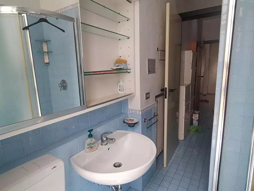 Immagine 24 di Mansarda in vendita  a Massa