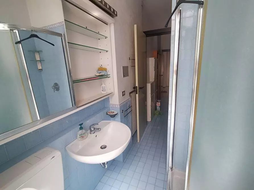 Immagine 25 di Mansarda in vendita  a Massa