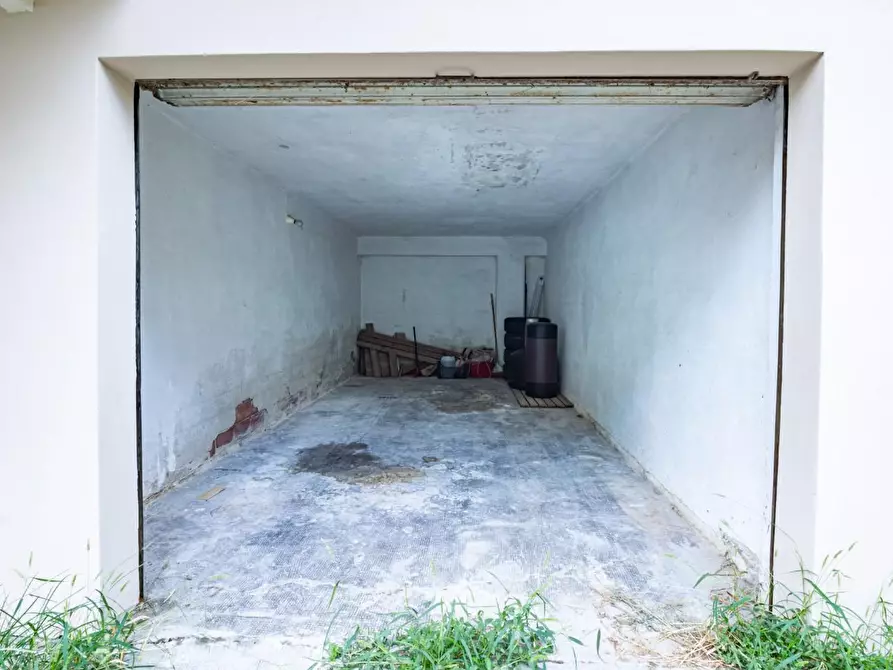 Immagine 25 di Appartamento in vendita  a Pisa