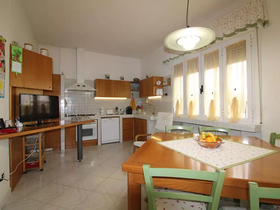 Immagine 6 di Casa indipendente in vendita  a Vicopisano