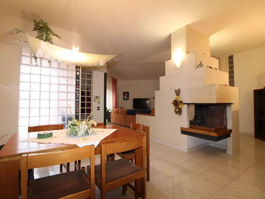 Immagine 1 di Casa indipendente in vendita  a Vicopisano