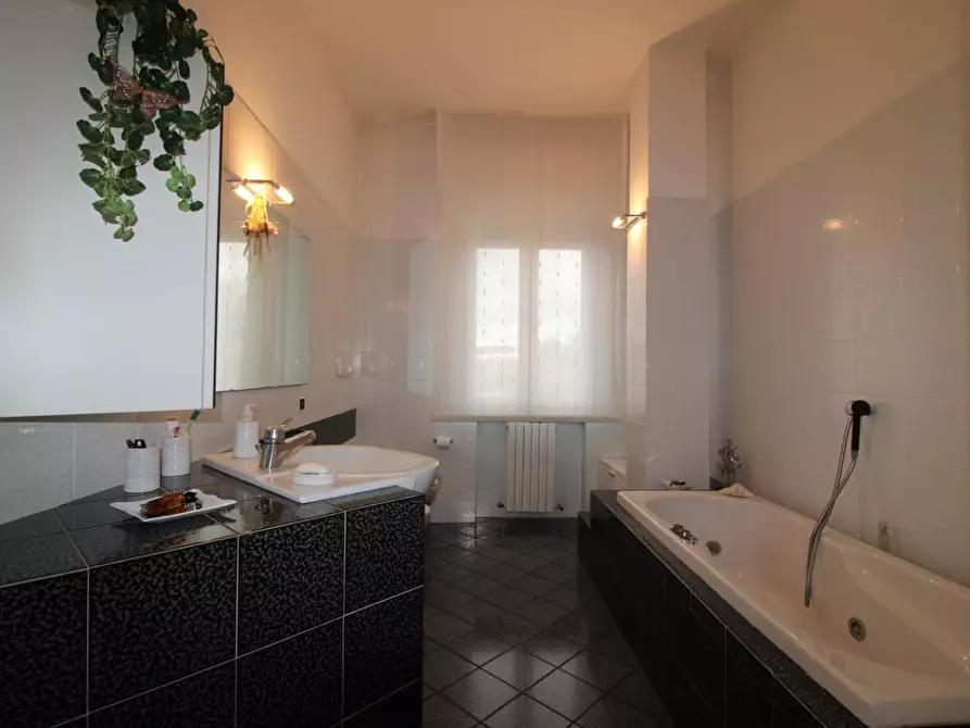 Immagine 8 di Casa indipendente in vendita  a Vicopisano