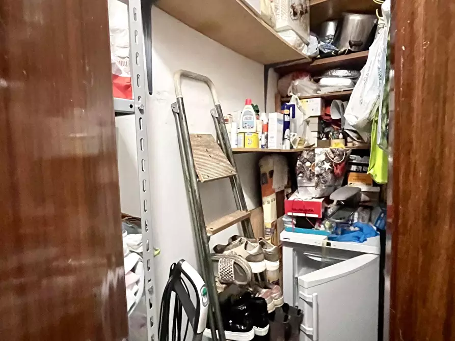 Immagine 19 di Appartamento in vendita  a Massa