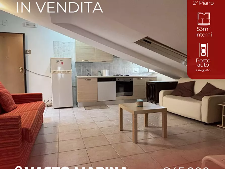 Immagine 1 di Magazzino in vendita  a Vasto