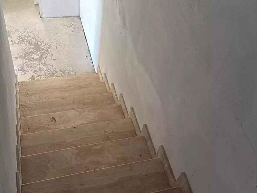 Immagine 8 di Villetta a schiera in vendita  a Cascina