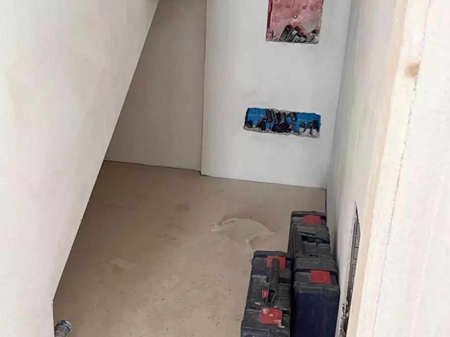 Immagine 9 di Villetta a schiera in vendita  a Cascina