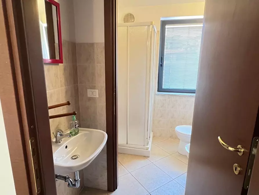 Immagine 21 di Appartamento in vendita  a Massa