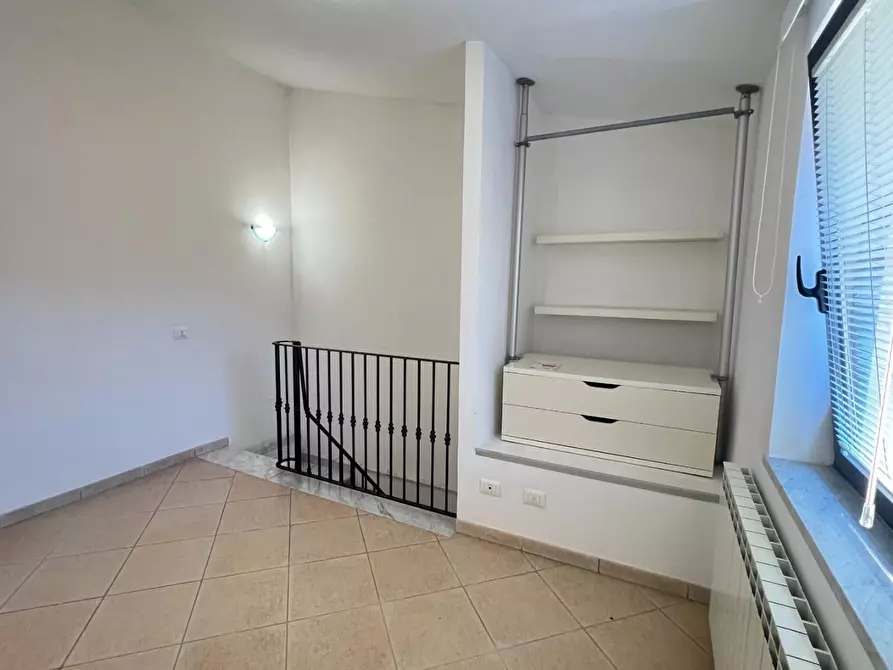 Immagine 17 di Appartamento in vendita  a Massa