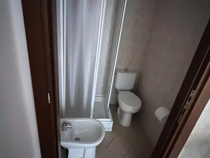 Immagine 17 di Appartamento in vendita  a Massa