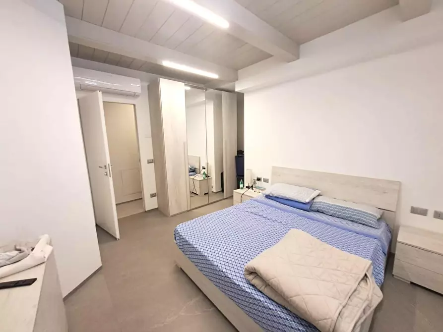 Immagine 4 di Appartamento in affitto  a Massa