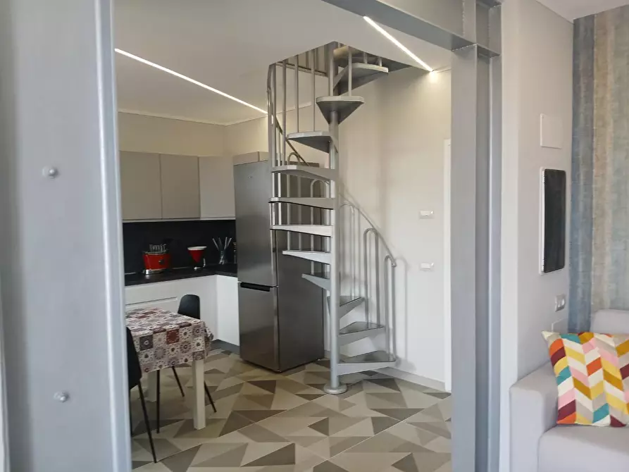 Immagine 11 di Appartamento in affitto  a Pisa
