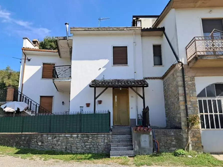 Immagine 2 di Appartamento in vendita  a Godiasco