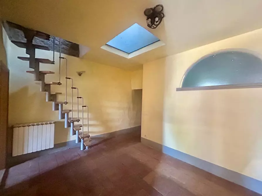 Immagine 2 di Porzione di casa in vendita  a Monteriggioni