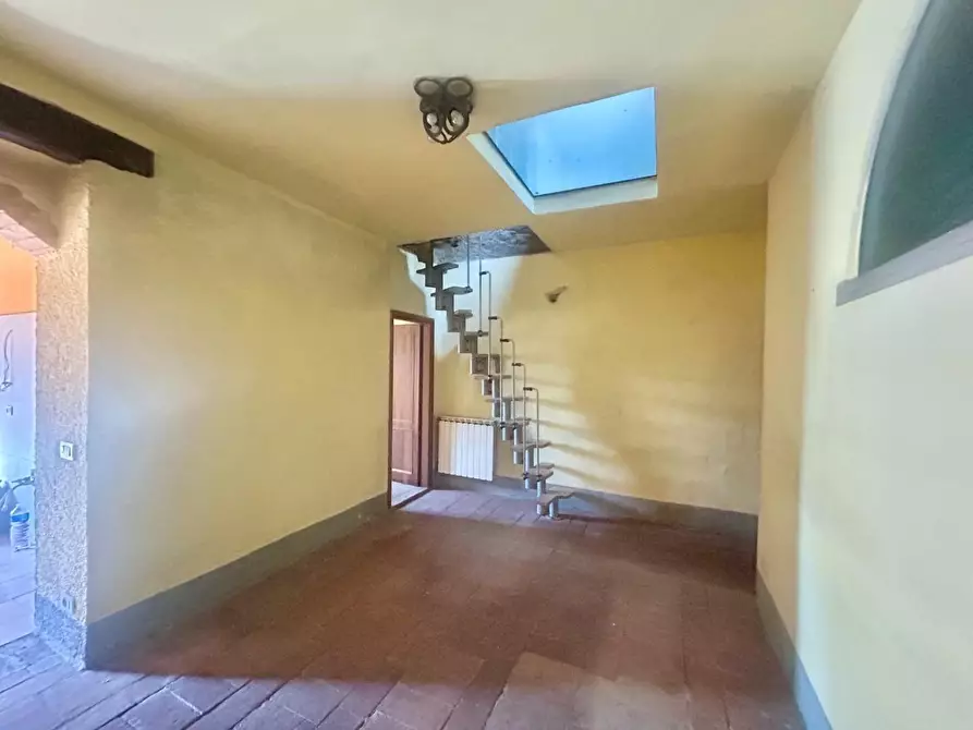 Immagine 5 di Porzione di casa in vendita  a Monteriggioni