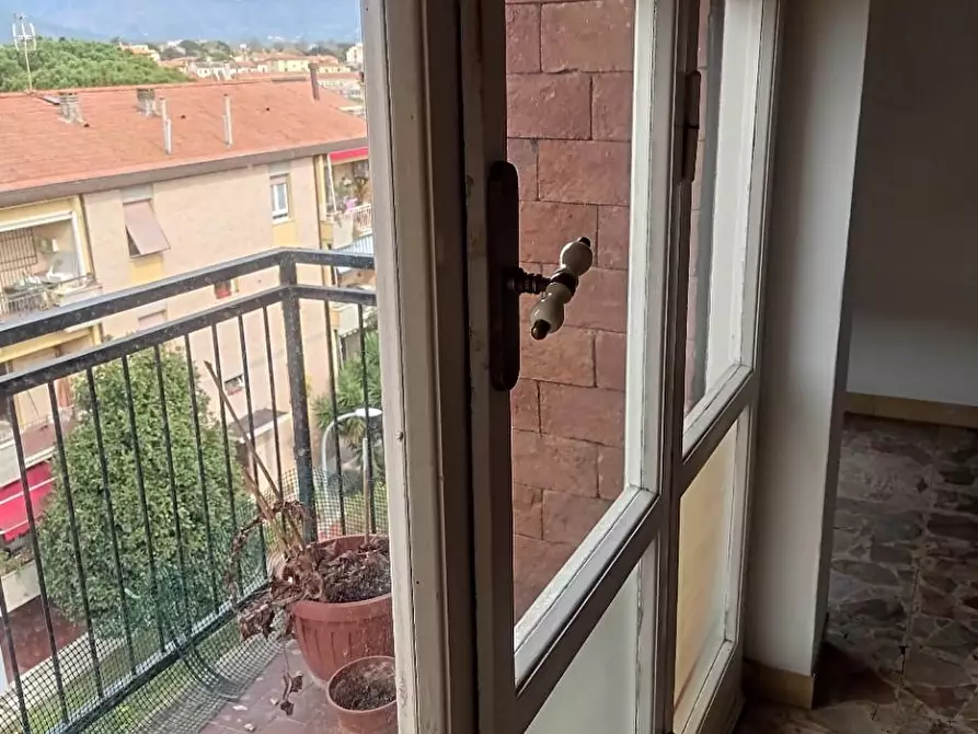 Immagine 1 di Appartamento in vendita  a Pisa