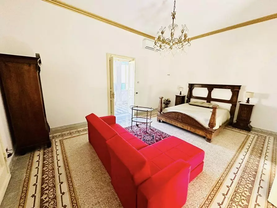 Immagine 20 di Villa in vendita  a Carrara