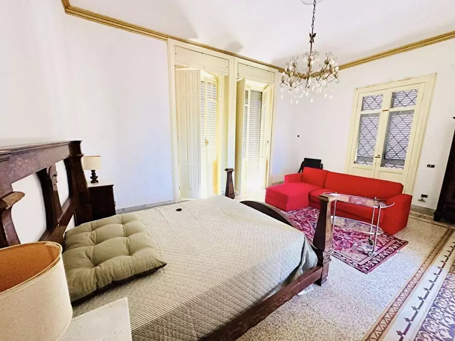 Immagine 21 di Villa in vendita  a Carrara