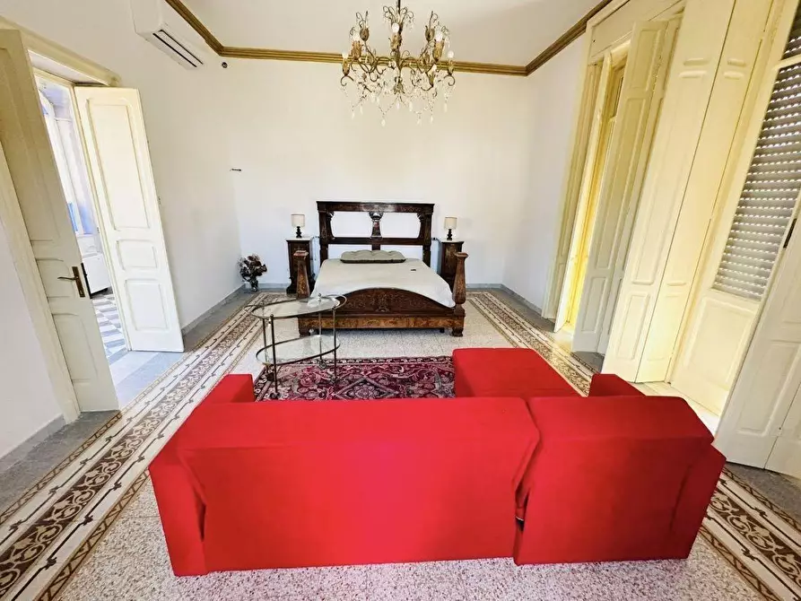 Immagine 22 di Villa in vendita  a Carrara