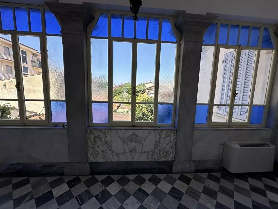 Immagine 8 di Villa in vendita  a Carrara