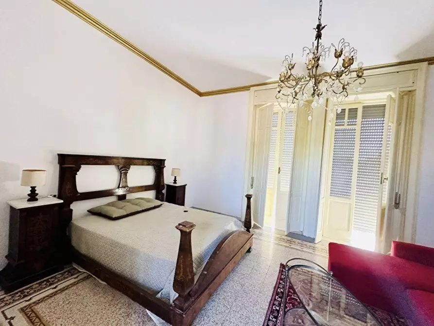 Immagine 18 di Villa in vendita  a Carrara