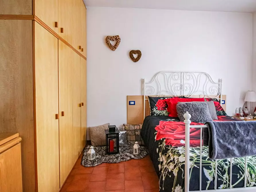 Immagine 14 di Appartamento in vendita  a Pisa