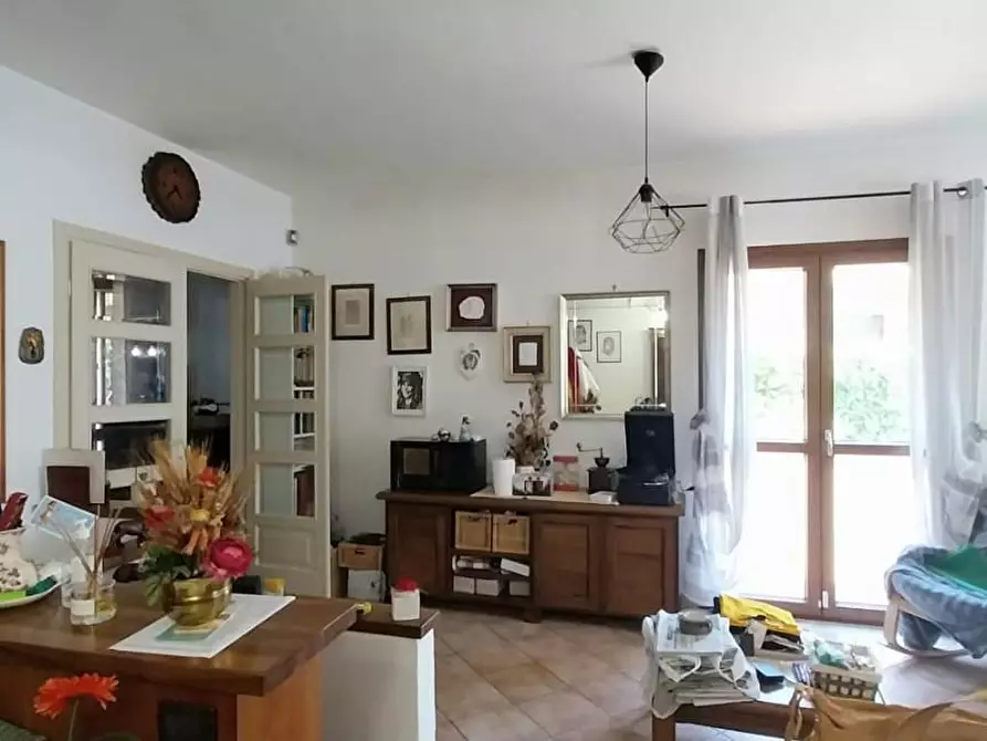 Immagine 1 di Villa in vendita  a Calci