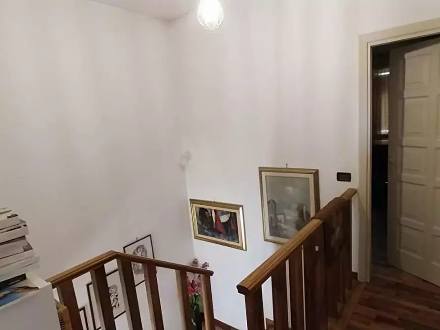 Immagine 21 di Villa in vendita  a Calci