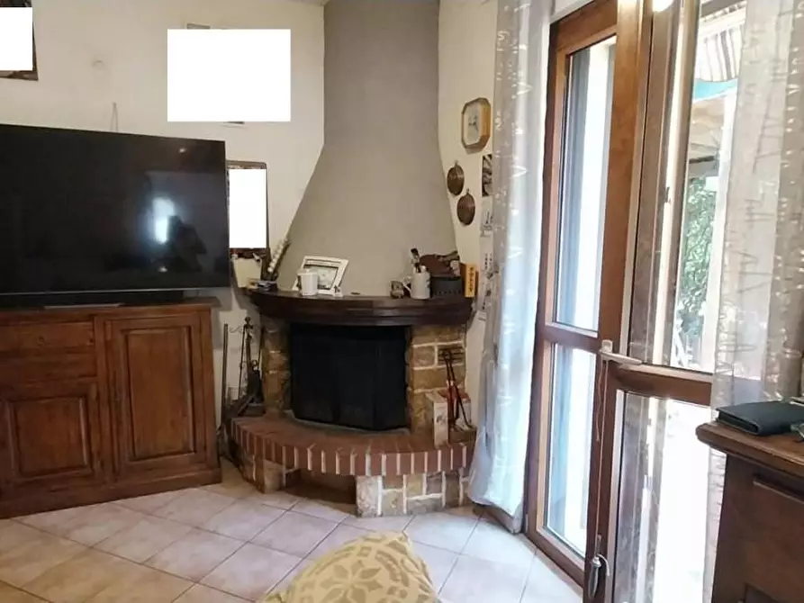 Immagine 8 di Villa in vendita  a Calci