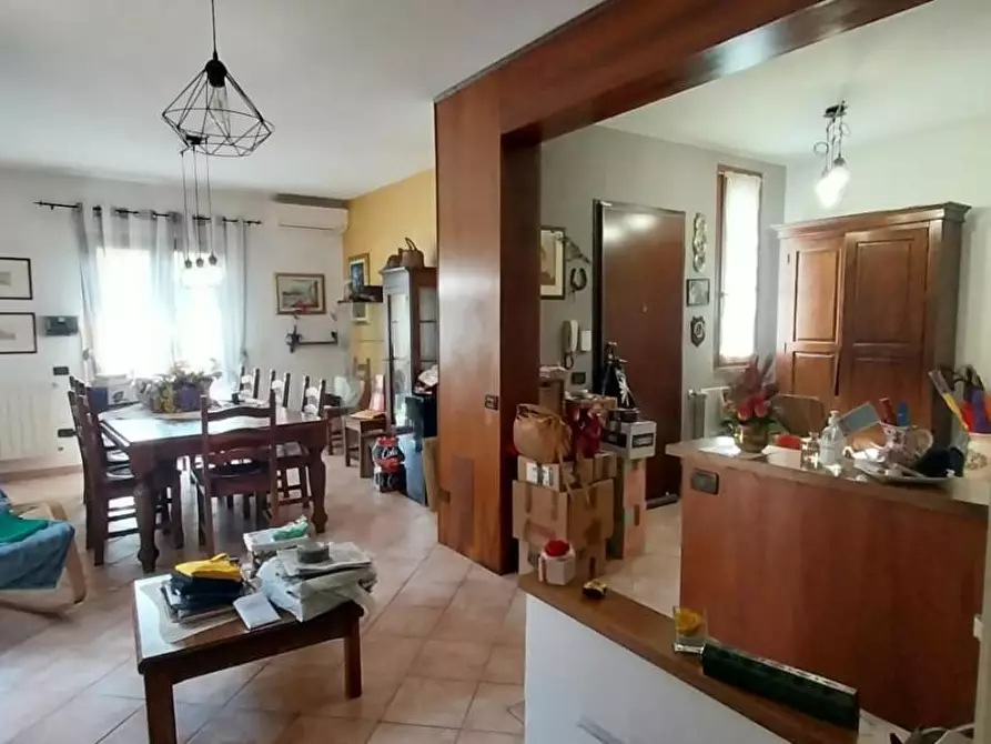 Immagine 4 di Villa in vendita  a Calci