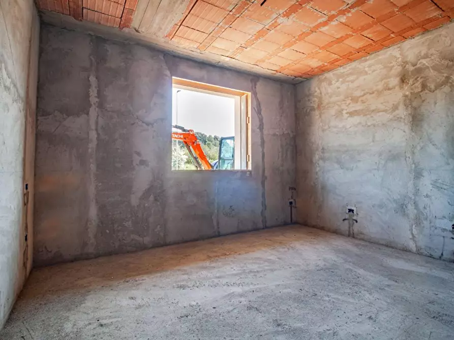 Immagine 9 di Villa in vendita  a Livorno