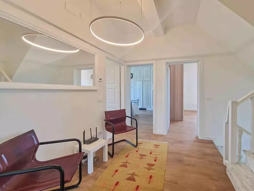 Immagine 41 di Villa in affitto  a Pietrasanta