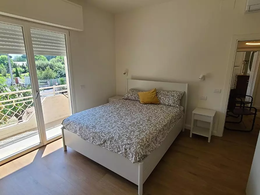 Immagine 23 di Villa in affitto  a Pietrasanta