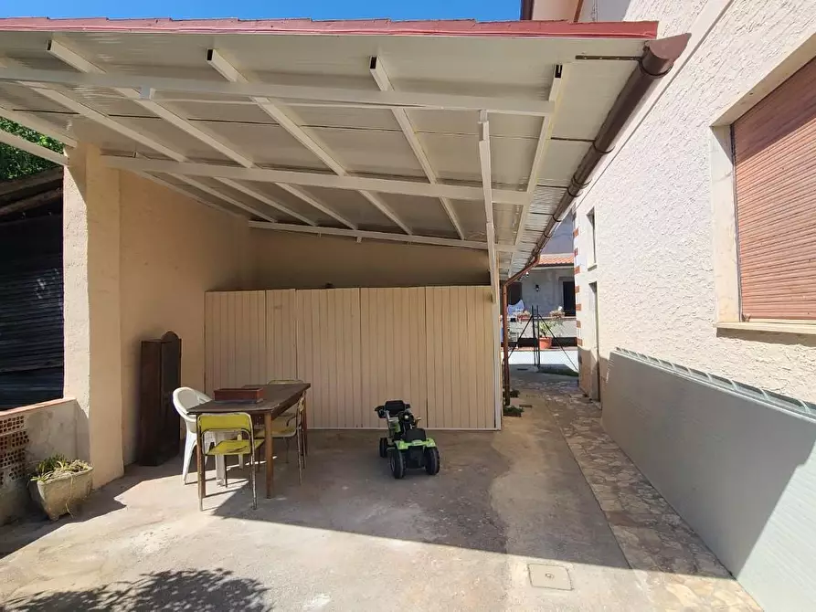 Immagine 32 di Villa in affitto  a Pietrasanta