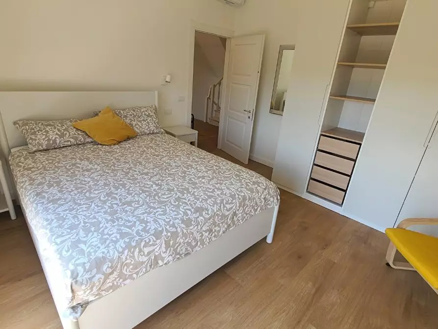 Immagine 22 di Villa in affitto  a Pietrasanta