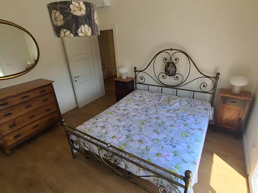 Immagine 19 di Villa in affitto  a Pietrasanta
