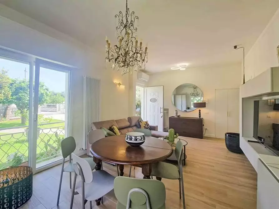 Immagine 10 di Villa in affitto  a Pietrasanta