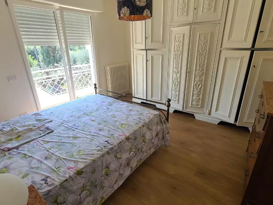 Immagine 17 di Villa in affitto  a Pietrasanta